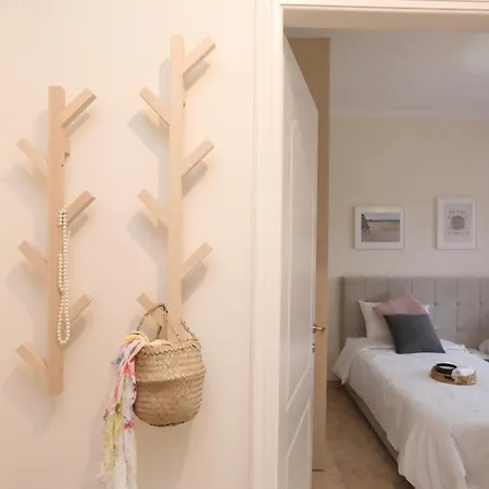 Lux Maison De Constantin 公寓 *